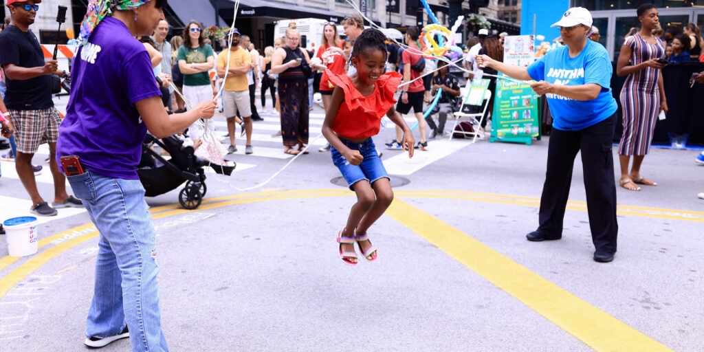 Chicago Loop Alliance event series, Sundays on State, breaks records, drawing over one million attendees since inception