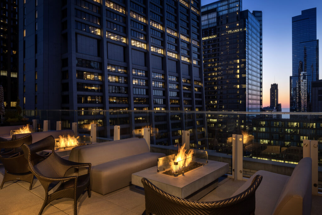Aire Rooftop Bar