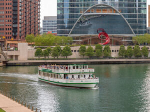 Chicago Architecture Center River Cruise Aboard First Lady