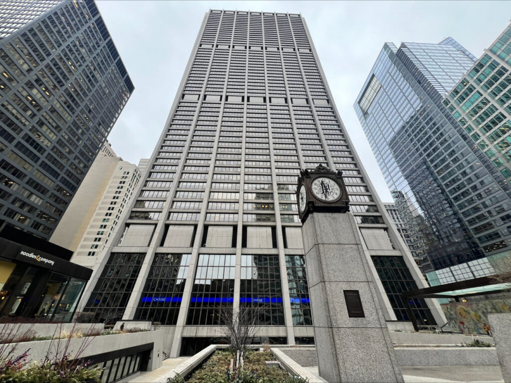 JPMorgan Chase commits to staying in the Loop