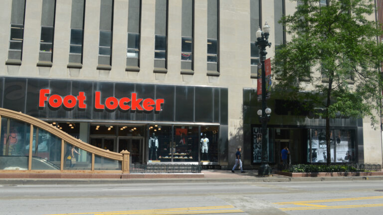 Foot Locker / House of Hoops
